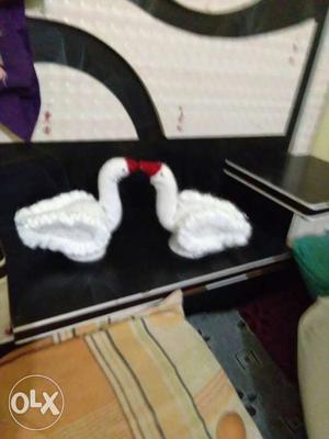 White Kissing Ducks Figurine