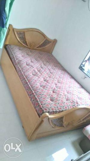 5 months old Queen Size bed and coat. Call Sevan 