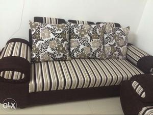 Brand New sofa set with 1year warranty