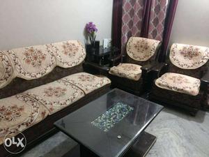 Brown Floral Pattern Sofa And Sofa Chairs With Sofa Table