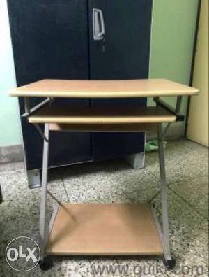 Computer table for sell