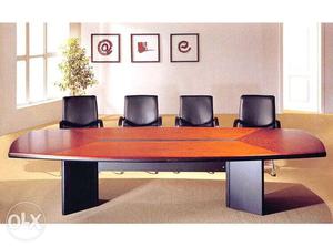 Conference tables in brand new & unused 6 pcs