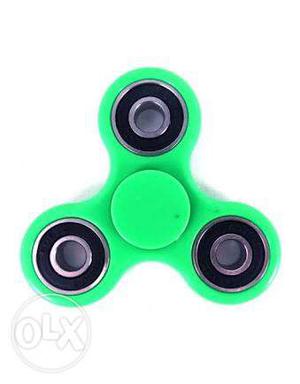 Green Tri-spinner Toy