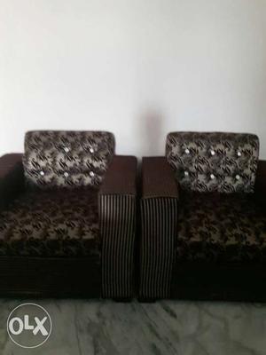This is 5 seater sofa unused like new without