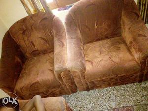 3+2 seater sofa in excellent condition. original