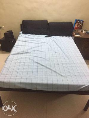 4' x 6' bed- Mattress- 