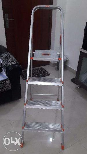 Bathla 3 Step ladder gently used