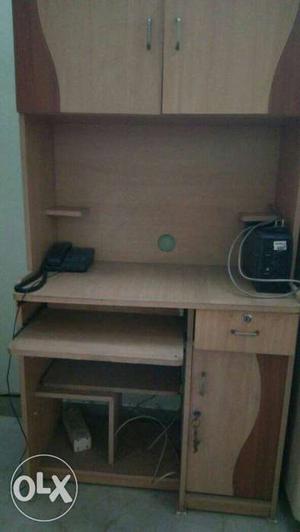 Computer table with wardrobe in excellent condition with