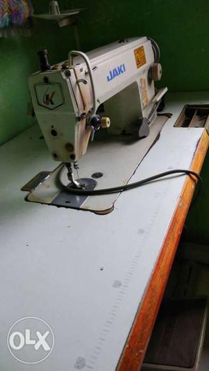 Gray Jaki Sewing Machine