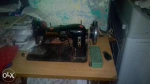 I sell a peco sewing machine. In good condition