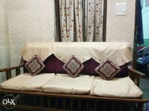 It's five seater sofa set in good condition