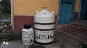 Liquid nitrogen containers 3ltrs + 50 ltrs for veterinary