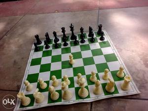 New National chessboard excellent condition with