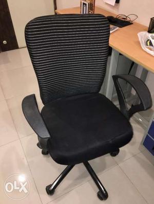 Rolling Office Chair (5 piece)