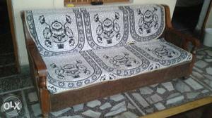 Sofa set with table. very good condition. three