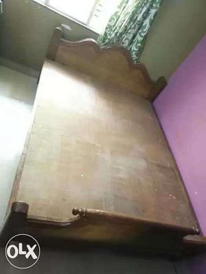 Wooden Double bed. king size for sale (Yelahanka New Town)