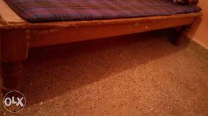 Wooden bed very good condition anly bed 