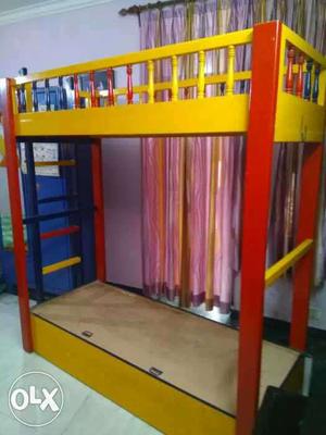 A solid colourful bunk bed for children