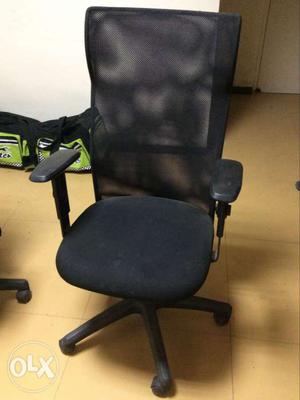 Featherlite Executive Chairs - 2 in a very good