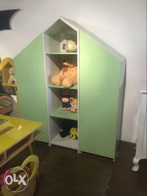 Hut shaped cupboard. with 2 closed storage and 1