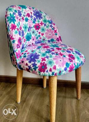Kids chair with floral print. seat ht - 12"