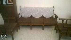 Set of 5 seater sofa pure sheesham no defect in