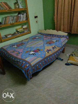 This is the 6 by 4 fixed bed with the amazing