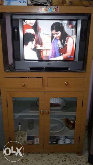 Tv with showcase contact fast