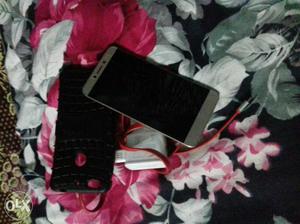 Letv 1s 4g mobile very neet condision chargar