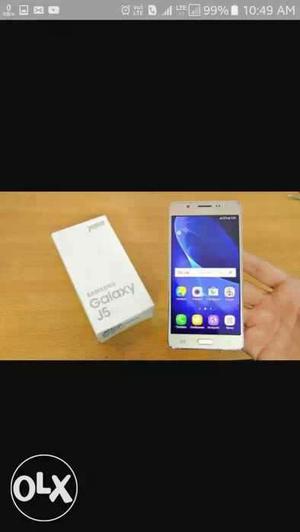 4G mobile Samsung Galaxy J5..Gold color..no scratch.. Dual