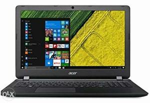 Acer Aspire E1 NX.GKYSI. inch (4 GB/1 TB/Linux)