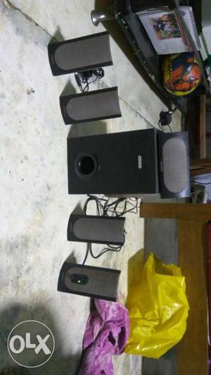 Black And Gray Speaker System
