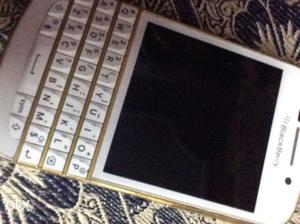 Black berry q10 excellent condition nd