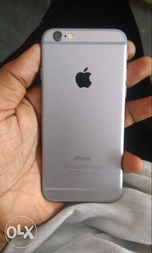 Iphone 6 16 gb black in very good condition