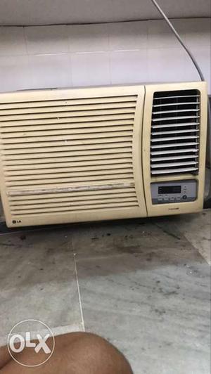 LG inTelLoaiR cOndiTiOnEr 1.50 toN iN gOoD