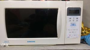 Microwave samsung in working condition