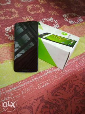 Moto x play in very good condition 32gb internal.