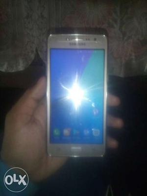 Samsung j2 ace front flash 2gb rom only 1 month