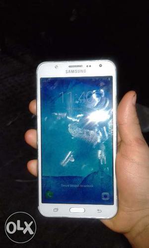 Samsung j7 good phone