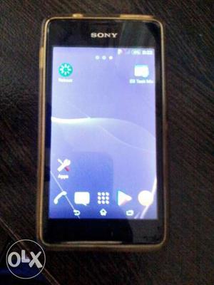 Sony Xperia E1 + Samsung smg130e two Smartphones