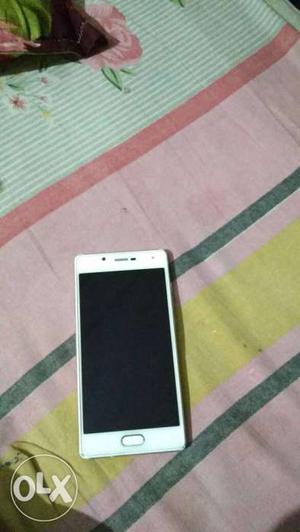 Unite 4 4g phone in good condition 2gb ram, 16gb