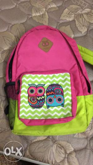 A neon coloured bag suitable for kids and girls.original
