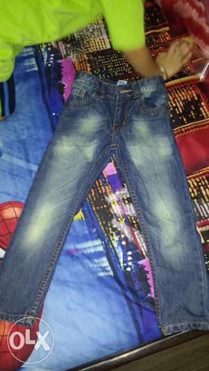Brand: MAX, size: 3 -4 year brand new jeans.