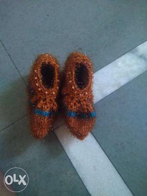 Brown-and-blue Knit Shoes