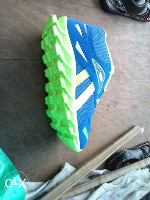 Children shoes 6 year. To. 11 years sports shoes