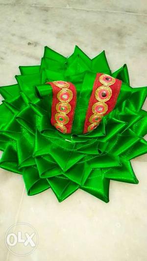 Green And Red Satin Ribbon only 80 rups new