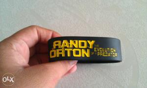 I'm a dealer of wristbands and i'm selling this