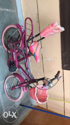 Kids bicycle, training wheels also available