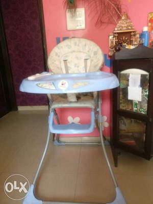 Kids high chair in metal and plastic, excellent