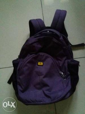 Liviya bag 1 year old bag in working condition